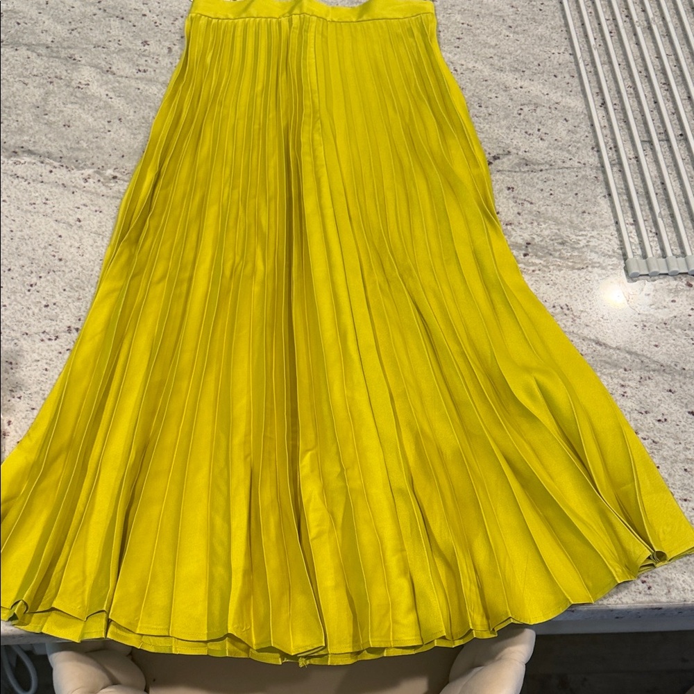 Zara Bright Yellow Pleated A-Line Skirt